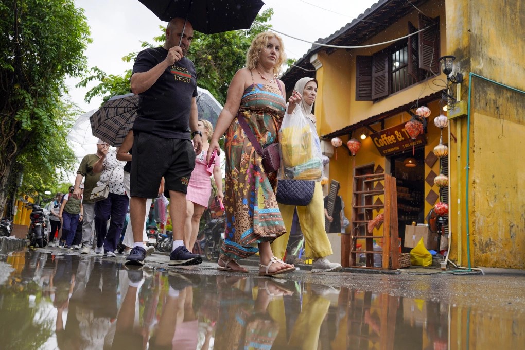 Du lịch Đà Nẵng, Huế, Lâm Đồng tăng trưởng mạnh dù mưa bão